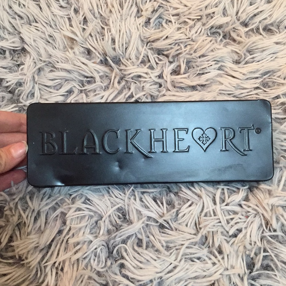 Blackheart eyeshadow palette